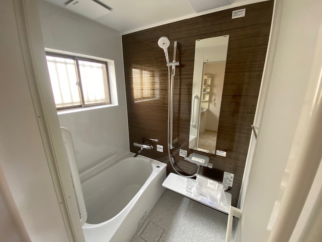 中古住宅のお風呂を一新、ユニットバスへ交換