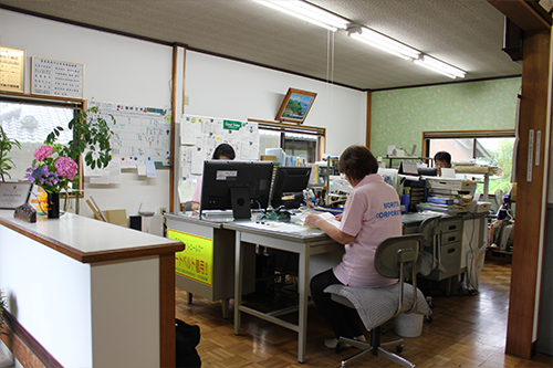 現地調査（仮素材）